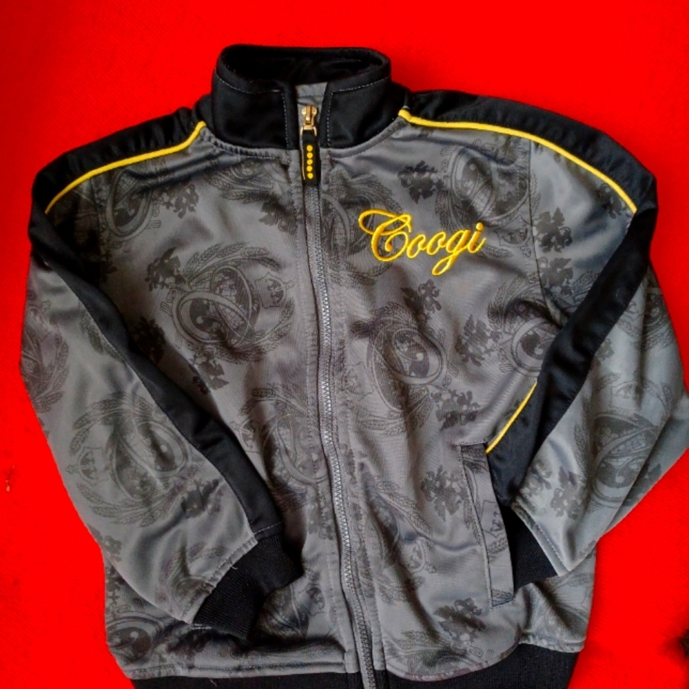 Coogi's boys zip up hoodie size 4